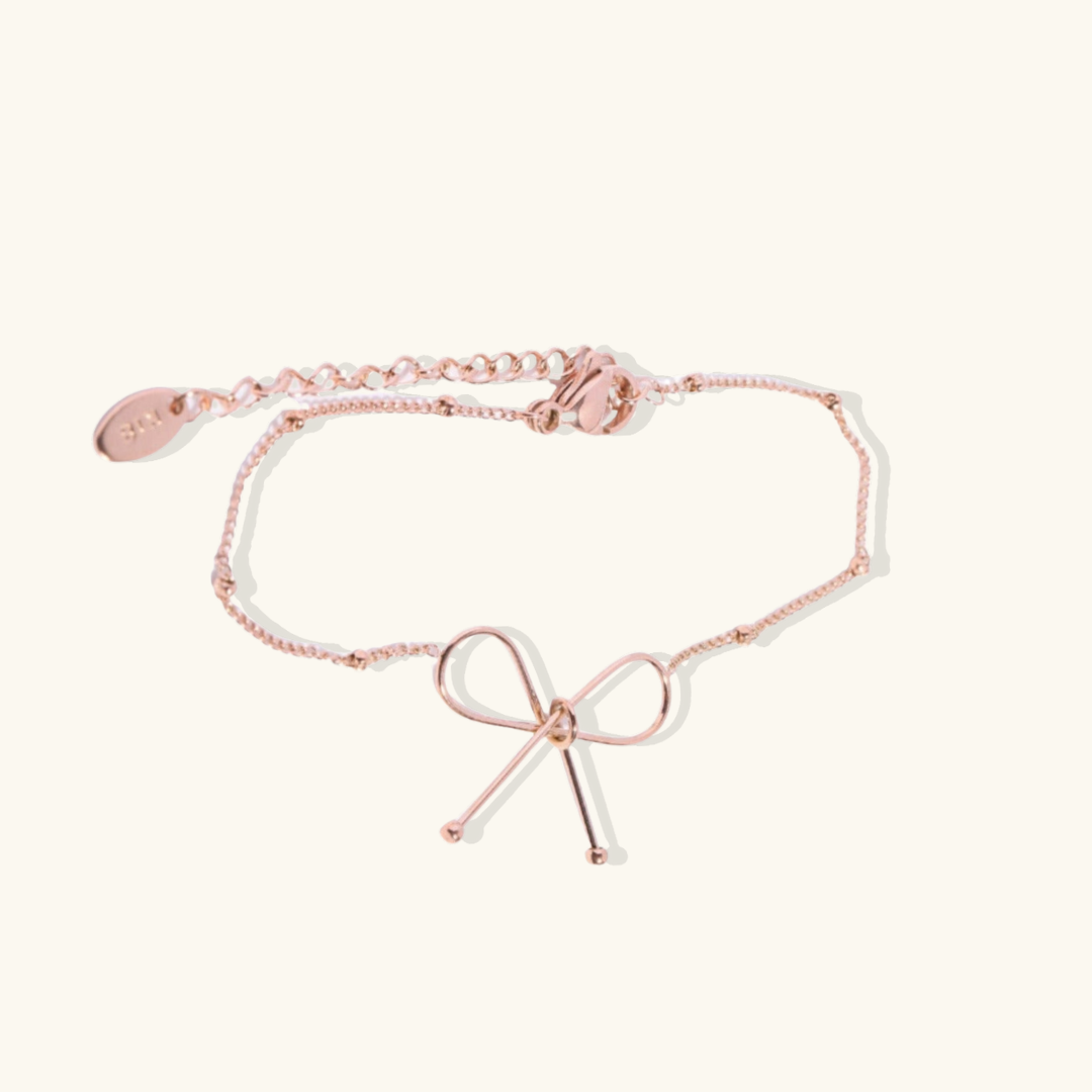 Faye – Bracelet Nœud Fin et Élégant