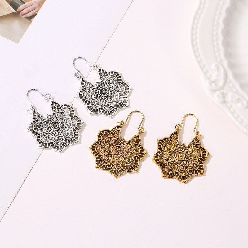 Lyana – Boucles d’Oreilles Mandala Lotus