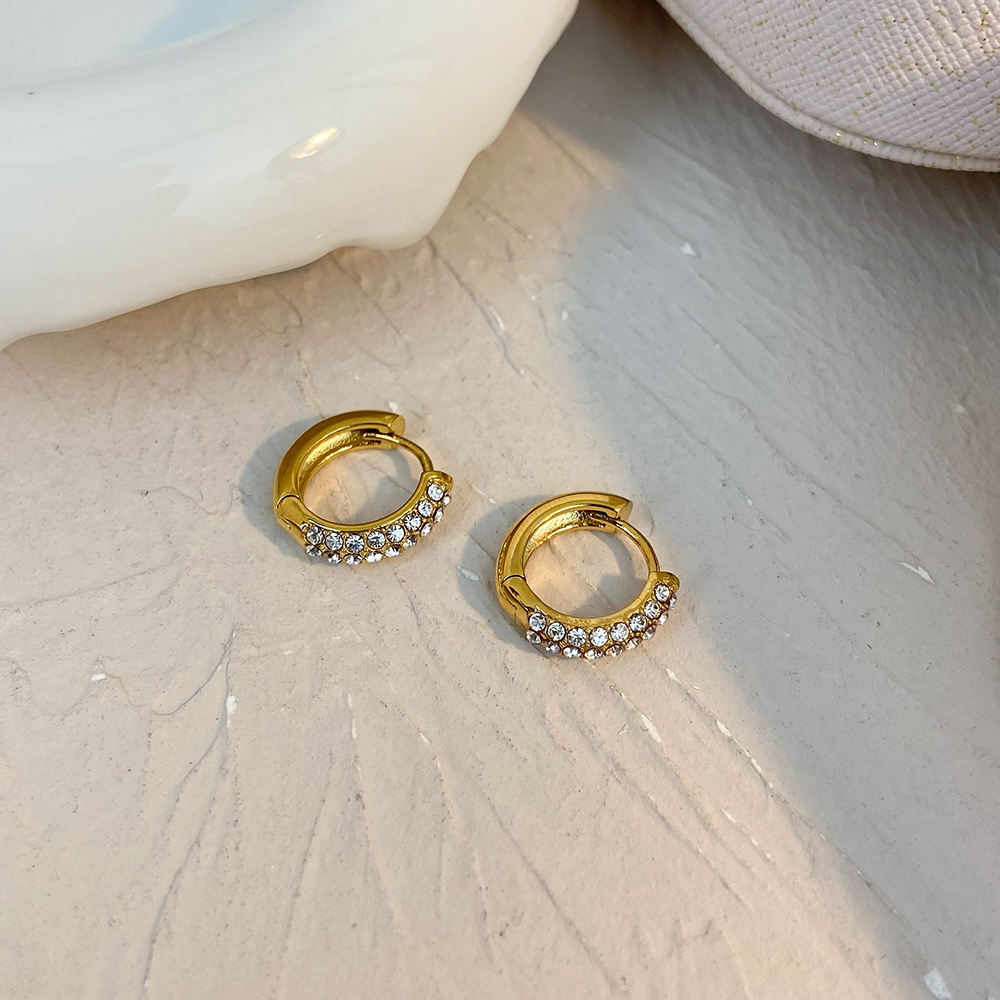 Nova – Boucles d’Oreilles Cercle Zircon Diamant Luxe Léger