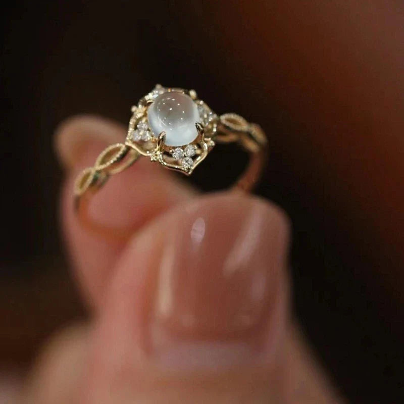 Viviane – Bague Pierre de Lune Élégante