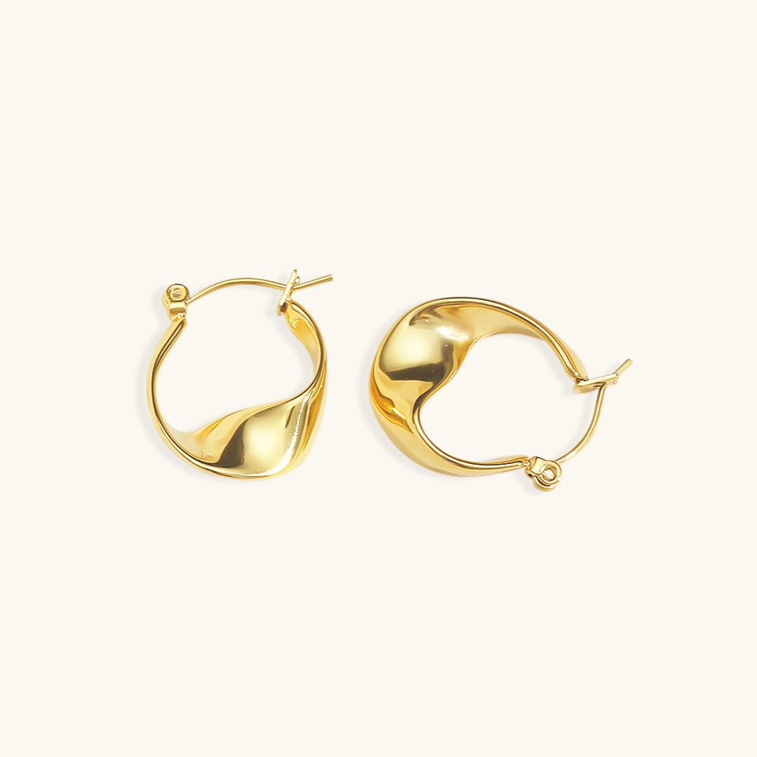 Serena – Boucles d’Oreilles Créoles Irrégulières