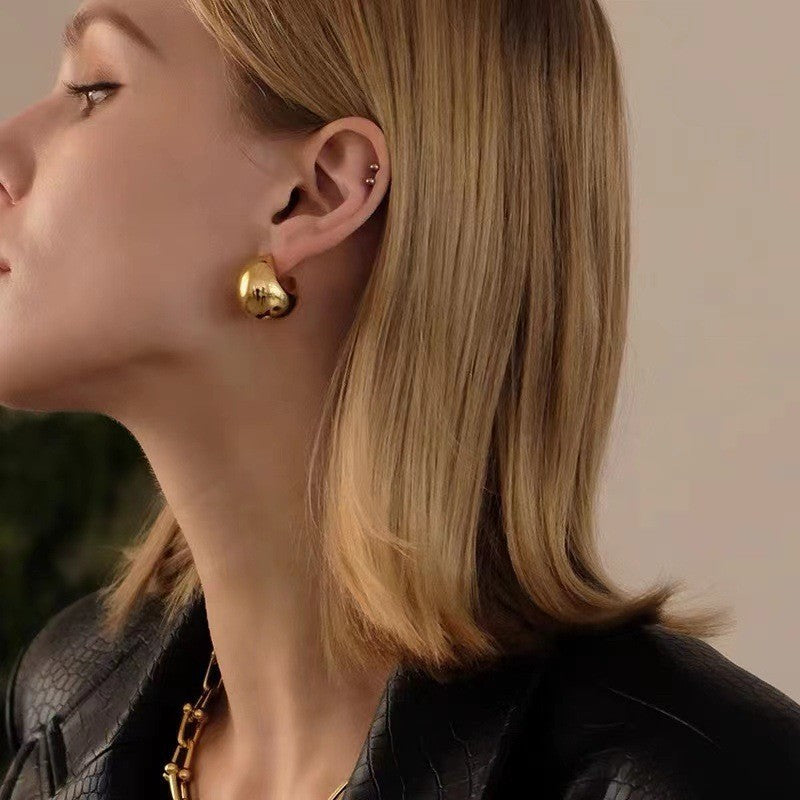 Nola – Boucles d’Oreilles Dôme Dorées