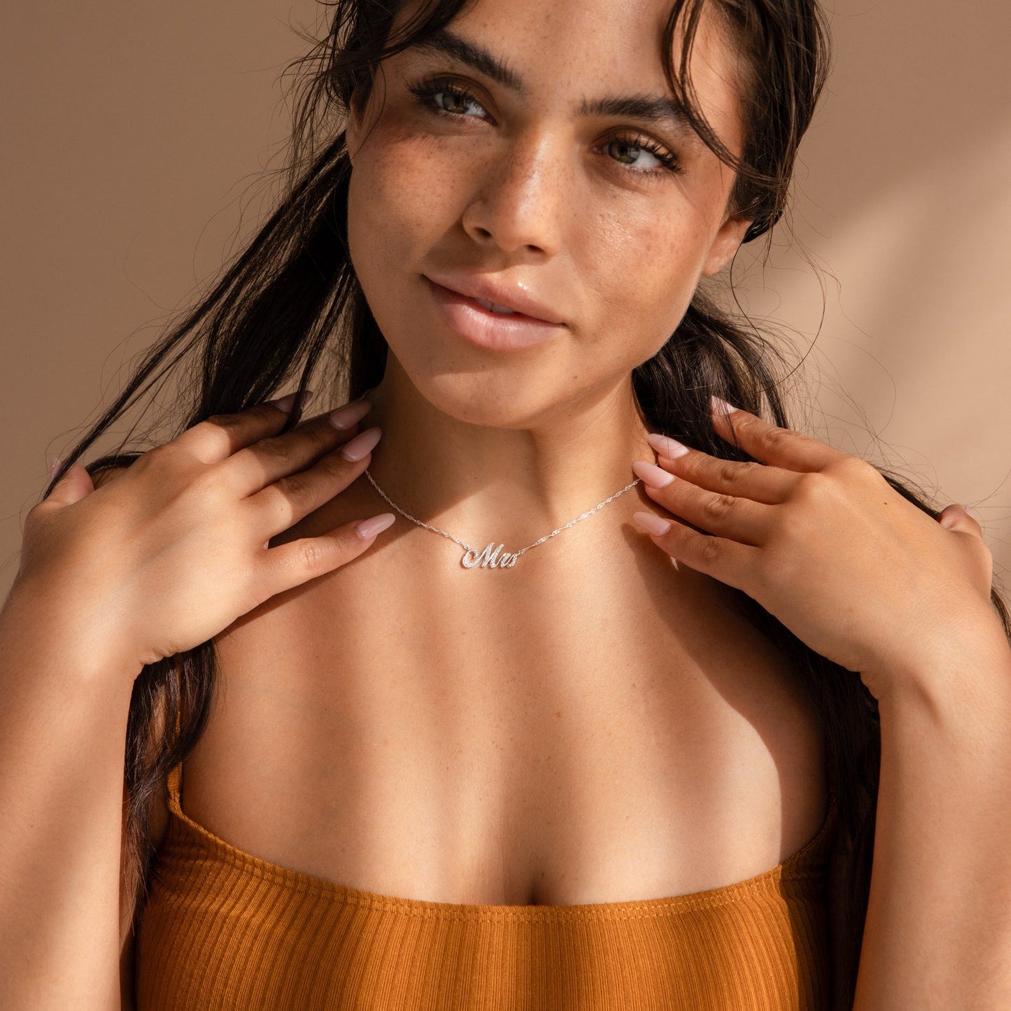 Claire – Collier Prénom Pavé Brillant