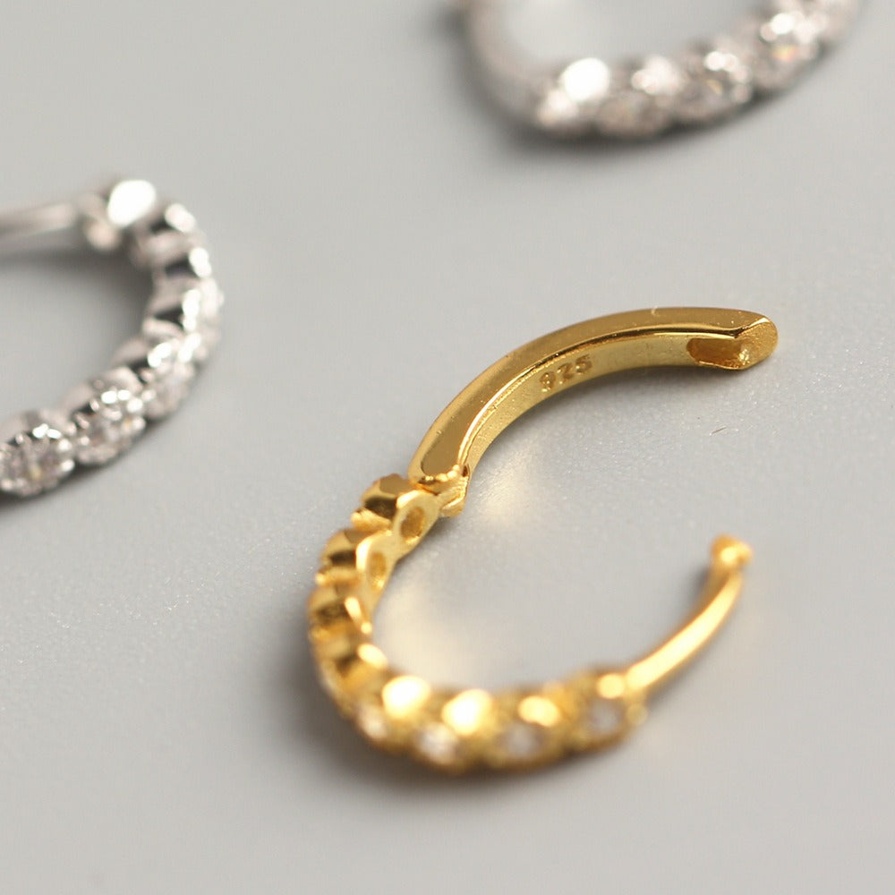 Kasia – Boucles d’Oreilles Huggie Élégantes