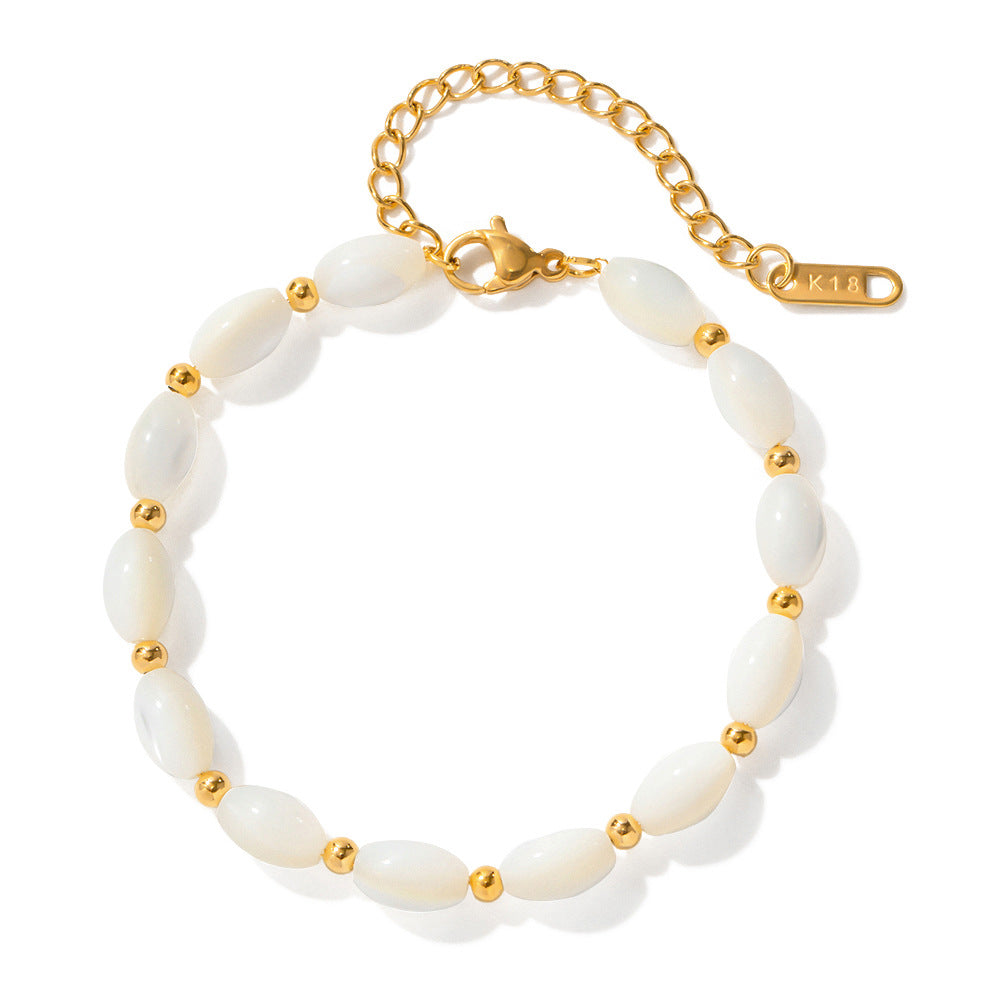 Clara – Bracelet ovale en acier inoxydable doré