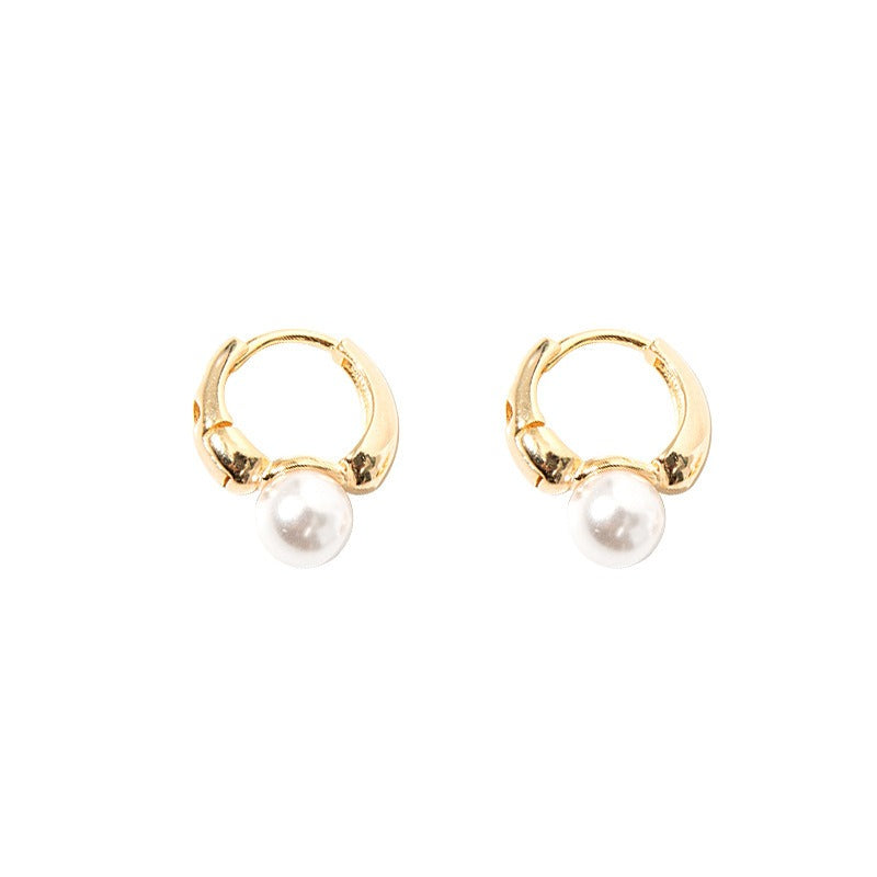 Maelle – Boucles d’Oreilles Dorées à Perle Unique