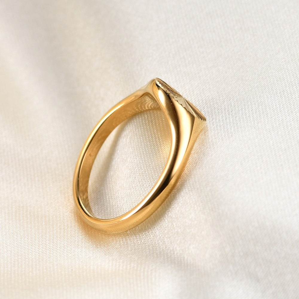 Soline – Bague Soleil Empilable en Or