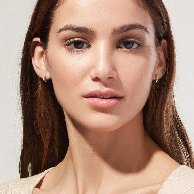 Eléa – Boucles d’Oreilles Cercle Raffiné avec Perle