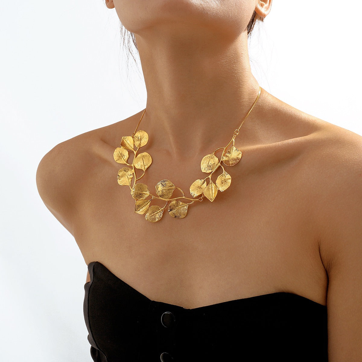 Mitena – Collier en Alliage Design Feuille