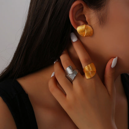 Ariane – Boucles d’Oreilles Tressées en Argent