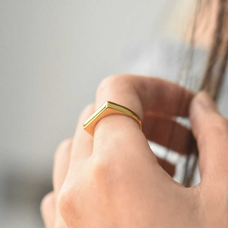 Elena – Bague Élégante et Raffinée
