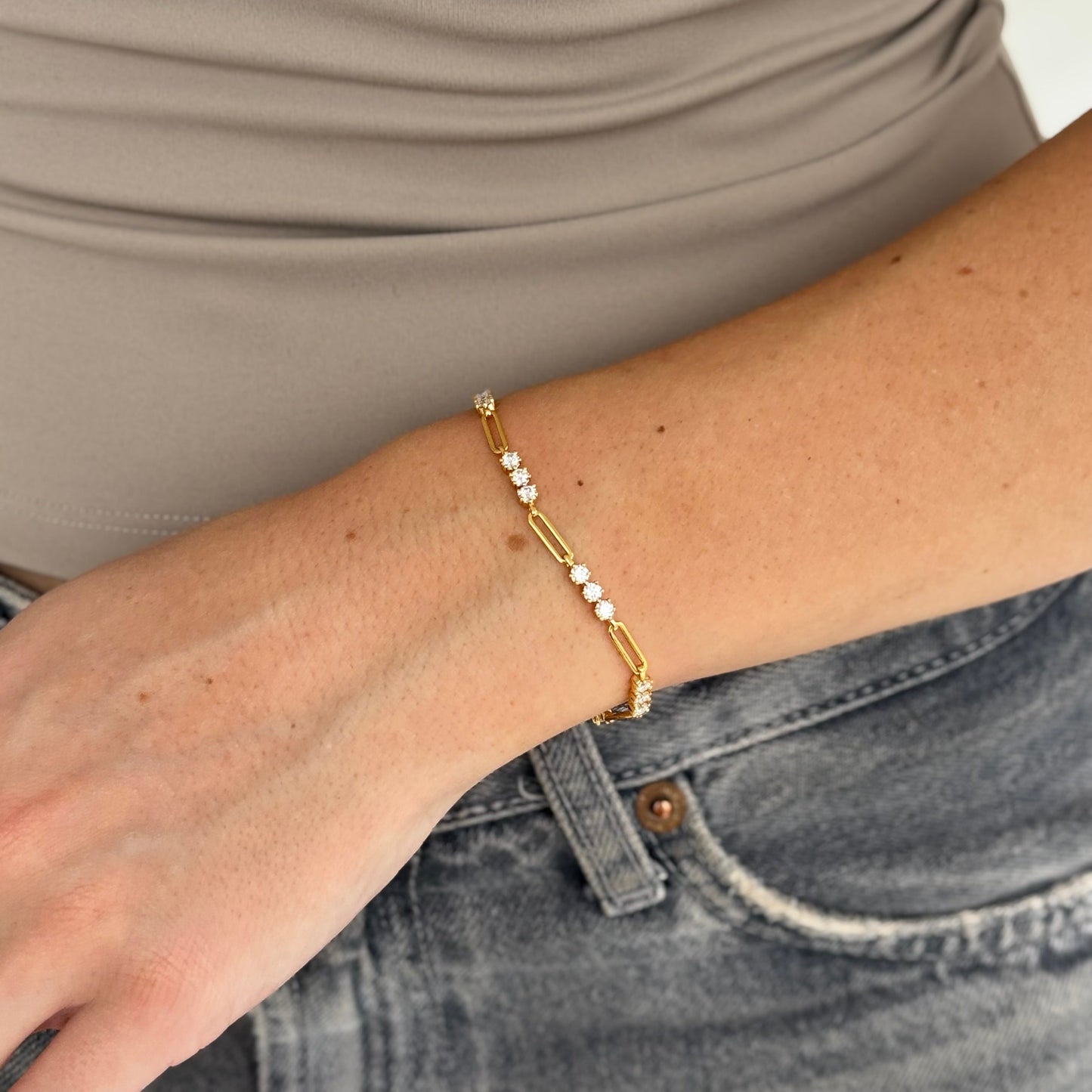 Clarisse – Bracelet Chaîne Sertie de Diamants