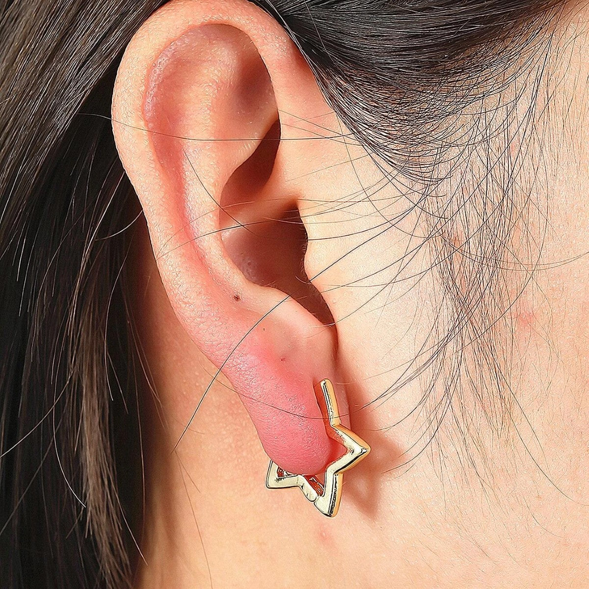 Boucles d'oreilles Huggie Star - Anneau étoile