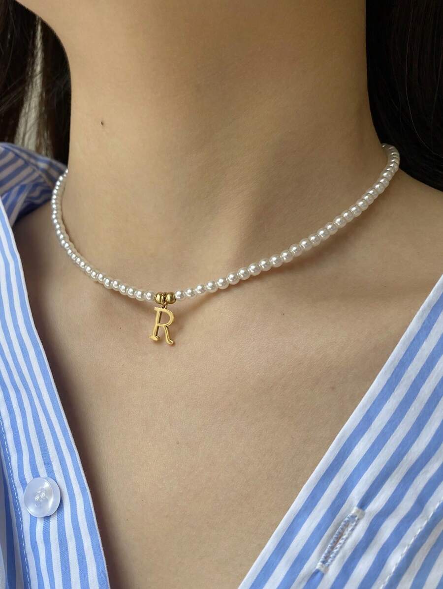 Collier perlé avec initiales - Collier personnalisé avec perles