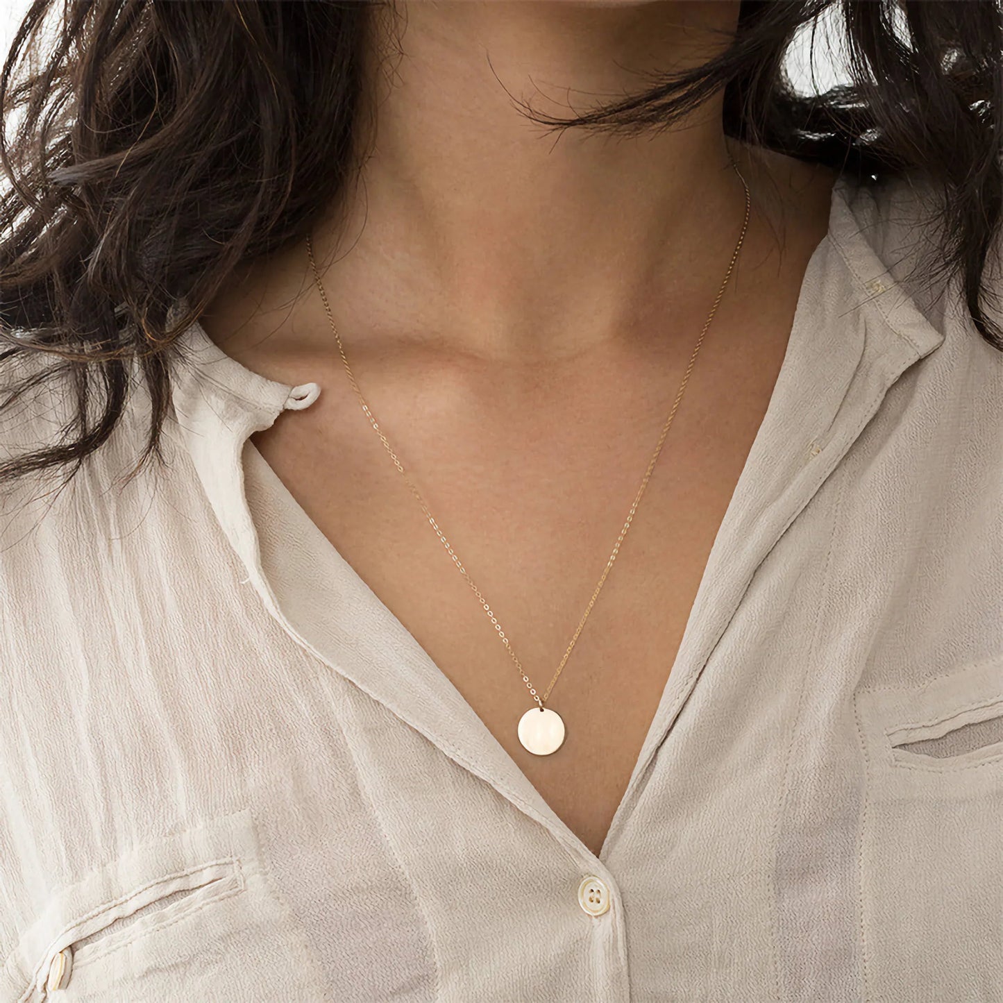 Emina – Collier Chaîne Dorée Élégante