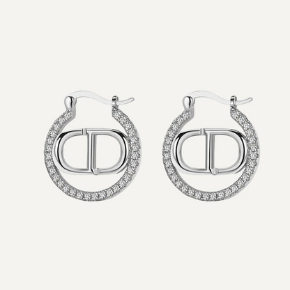 Boucles d'oreilles CD Letter – Boucles d'oreilles lettres CD ajourées