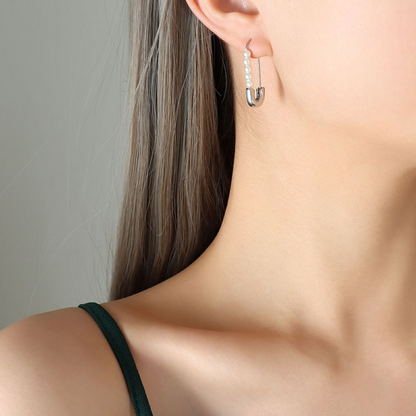 Boucles d'oreilles épingles de sûreté - Boucles d'oreilles délicates avec perles fraîches