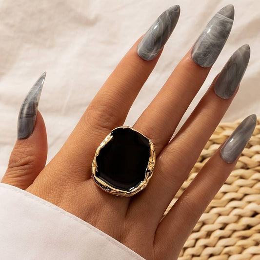 Bague Vintage en Pierre Noire Surdimensionnée