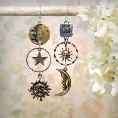 Boucles d'oreilles Femme Soleil et Lune en Design Mismatch (Paire)