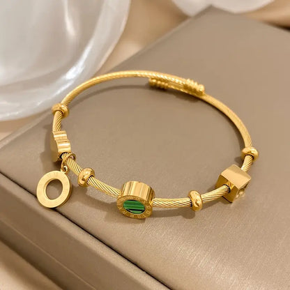 Rhian – Bracelet Doré Signature