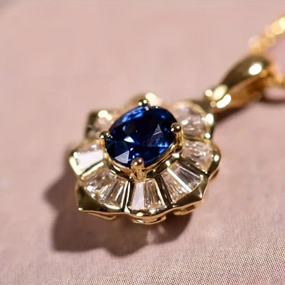 Kavella – Collier Doré Noctazure Élégant
