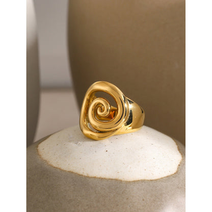 Britney – Bague Torsadée Élégante