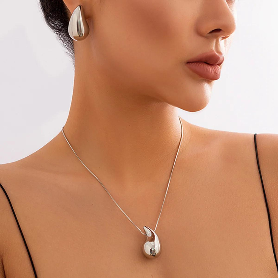 Collier Goutte d'Eau Surdimensionné - Collier Plaqué Or avec Pendentif en Forme de Goutte d'Eau