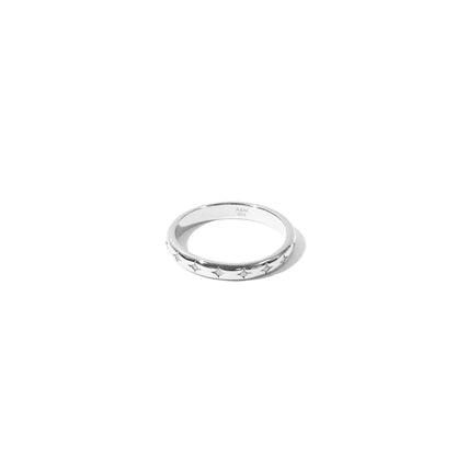 Nova – Bague Bandeau avec Étoile Argentée