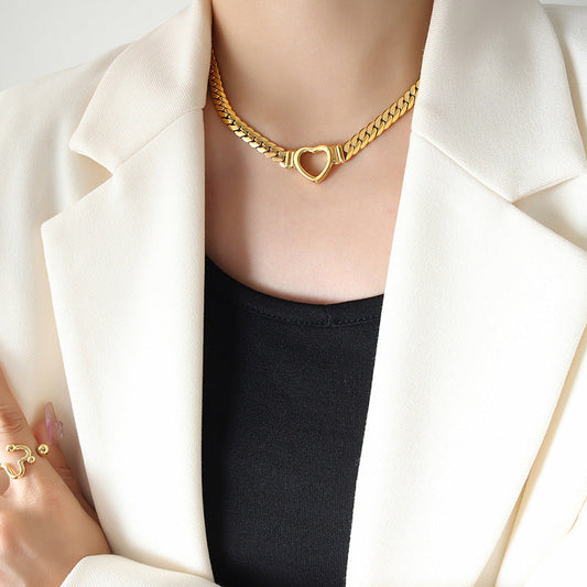 Abigail – Collier Cœur Doré Minimaliste