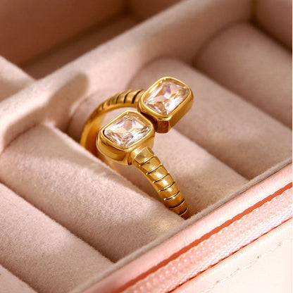 Lora – Bague Luxe Léger Haut de Gamme