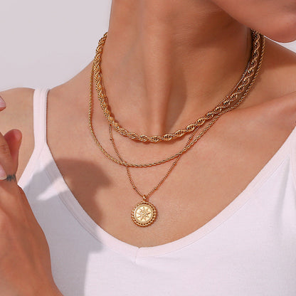 Nelia – Collier Doré Élégant