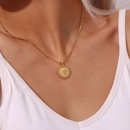 Nelia – Collier Doré Élégant