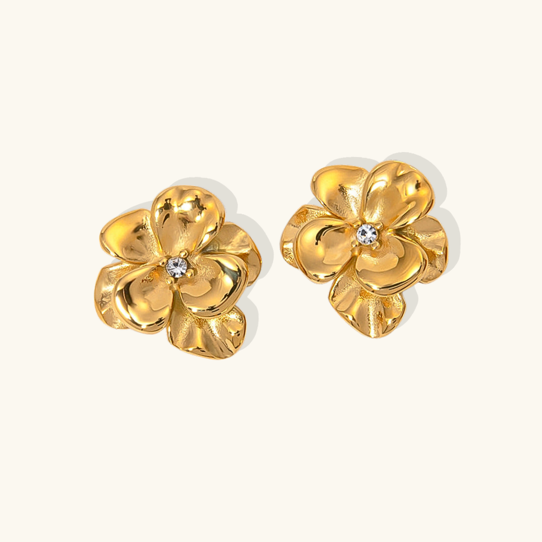 Amelia – Boucles d’Oreilles Florales Élégantes