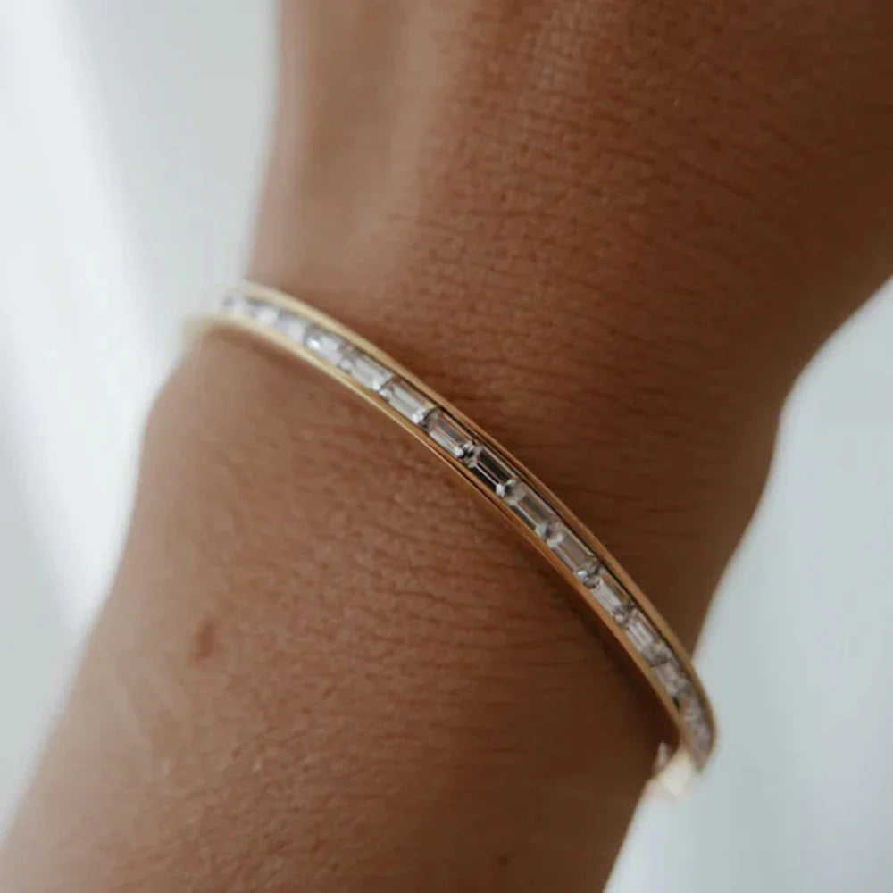 Amira – Bracelet Doré Raffiné