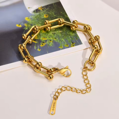 Sabrina – Bracelet Allongé en Acier Inoxydable Doré