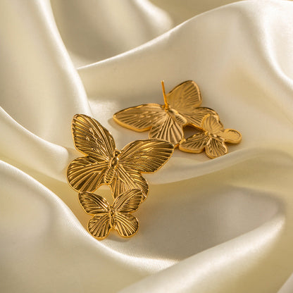 Aurelia – Boucles d’Oreilles Papillon Élégantes