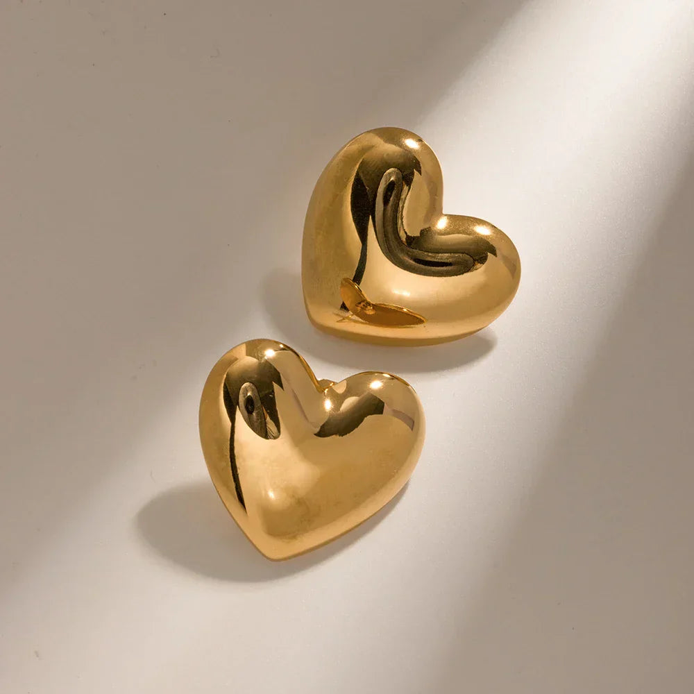 Katrin – Boucles d’Oreilles Cœur Élégantes