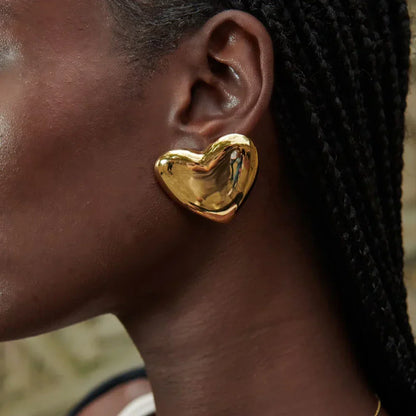Katrin – Boucles d’Oreilles Cœur Élégantes