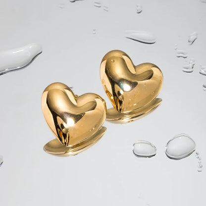 Katrin – Boucles d’Oreilles Cœur Élégantes