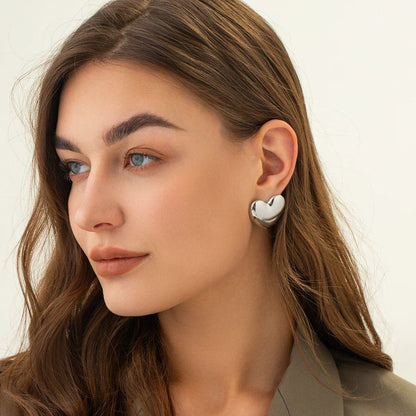 Katrin – Boucles d’Oreilles Cœur Élégantes