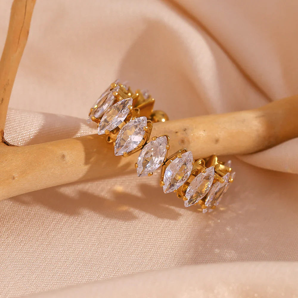 Eve – Bague Diamantée Élégante