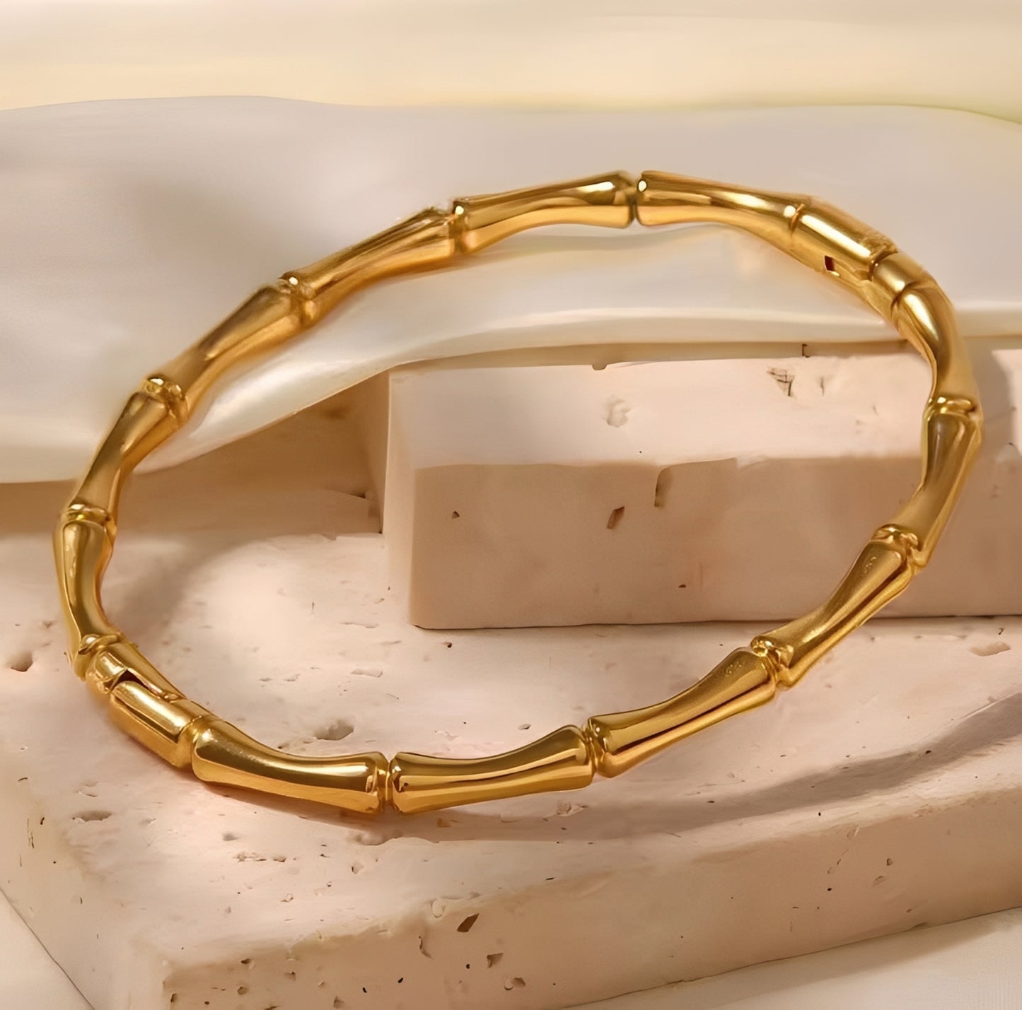 Blessy – Bracelet Élégance Naturelle en Bambou