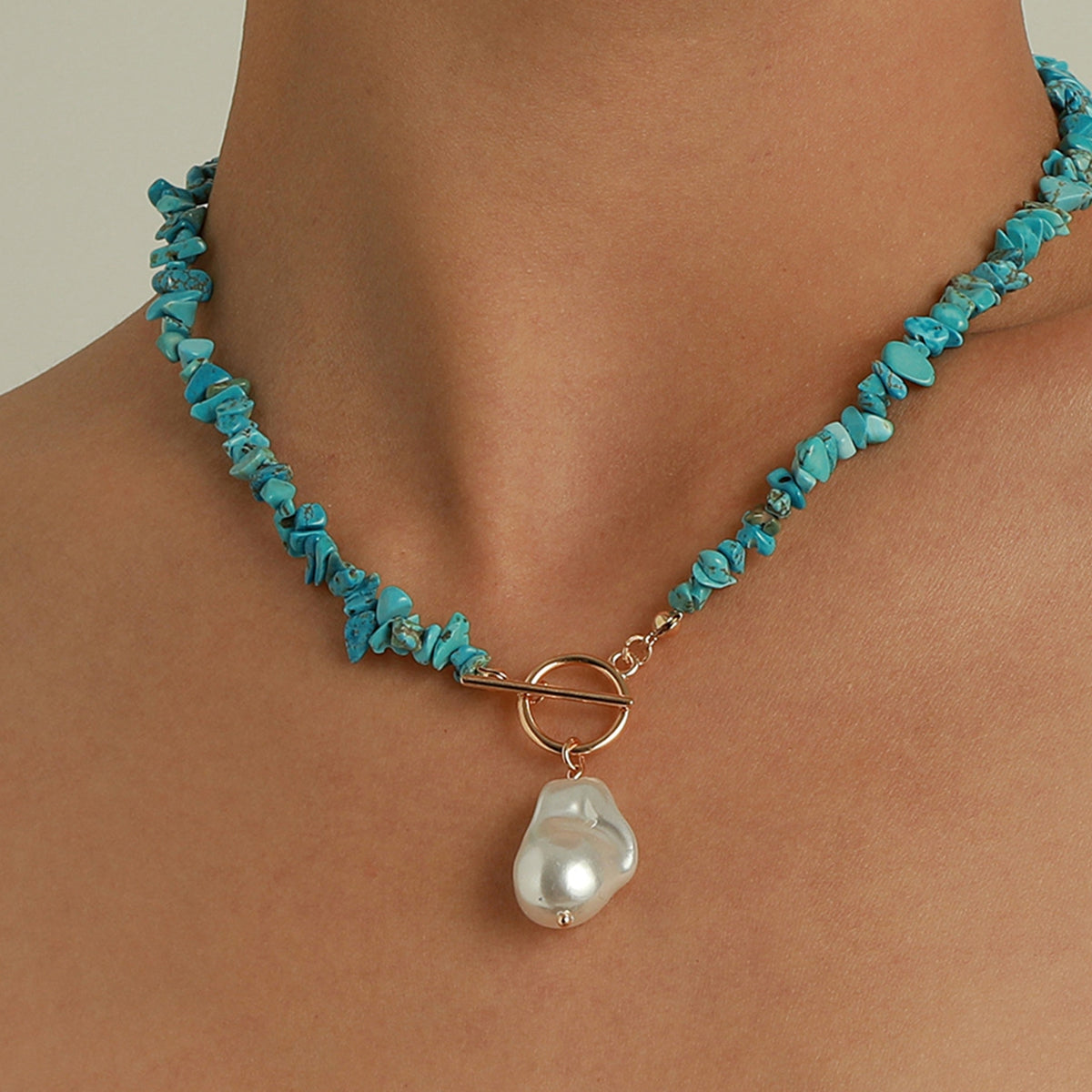 Dione – Collier Perles et Turquoise Raffiné