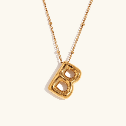 Lina – Collier Lettre Ballon Doré