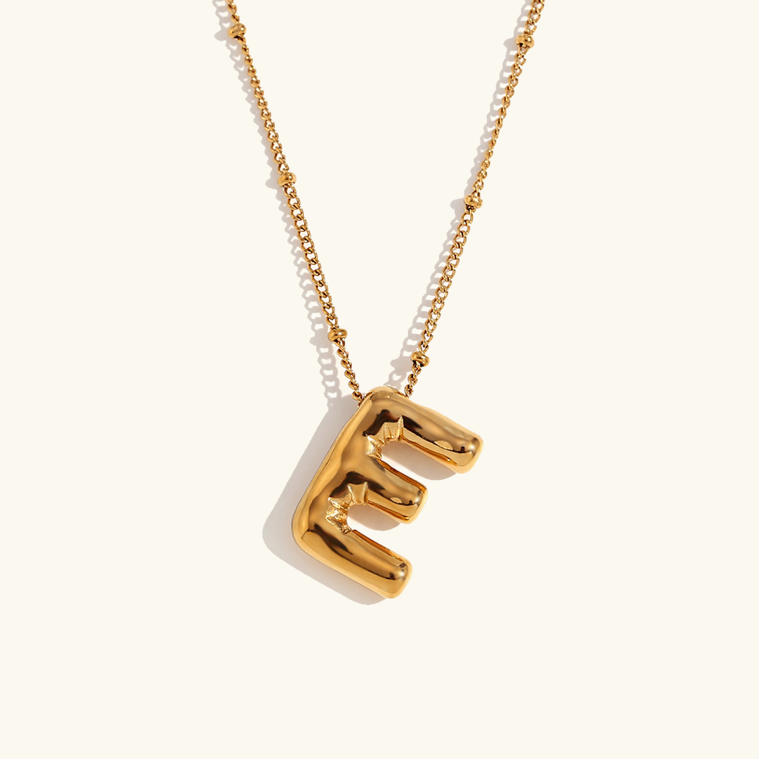 Lina – Collier Lettre Ballon Doré