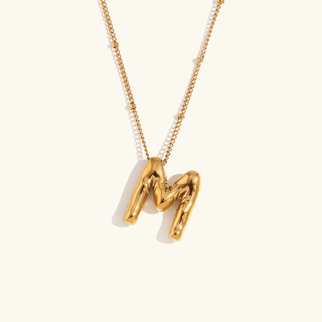 Lina – Collier Lettre Ballon Doré