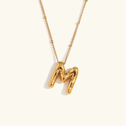 Lina – Collier Lettre Ballon Doré