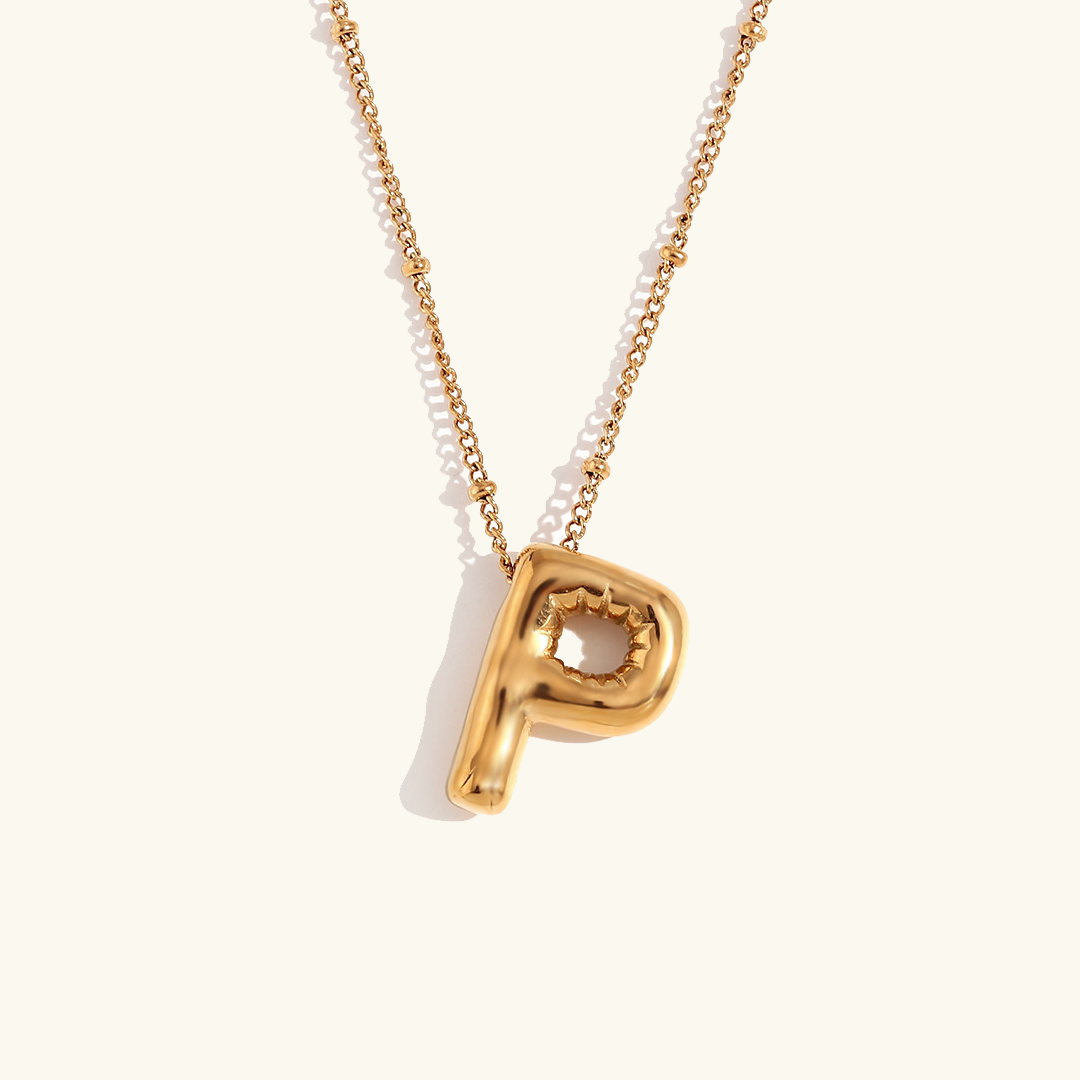 Lina – Collier Lettre Ballon Doré