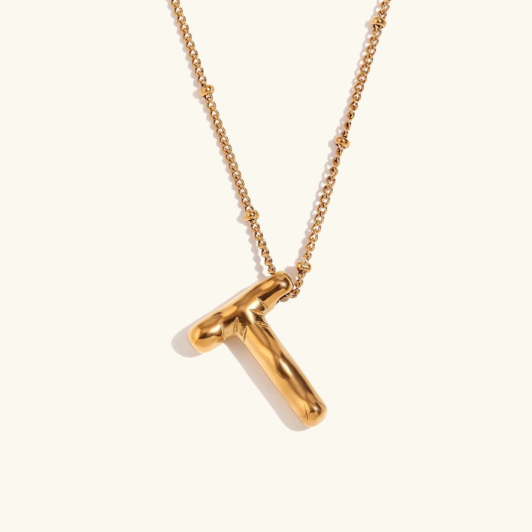 Lina – Collier Lettre Ballon Doré