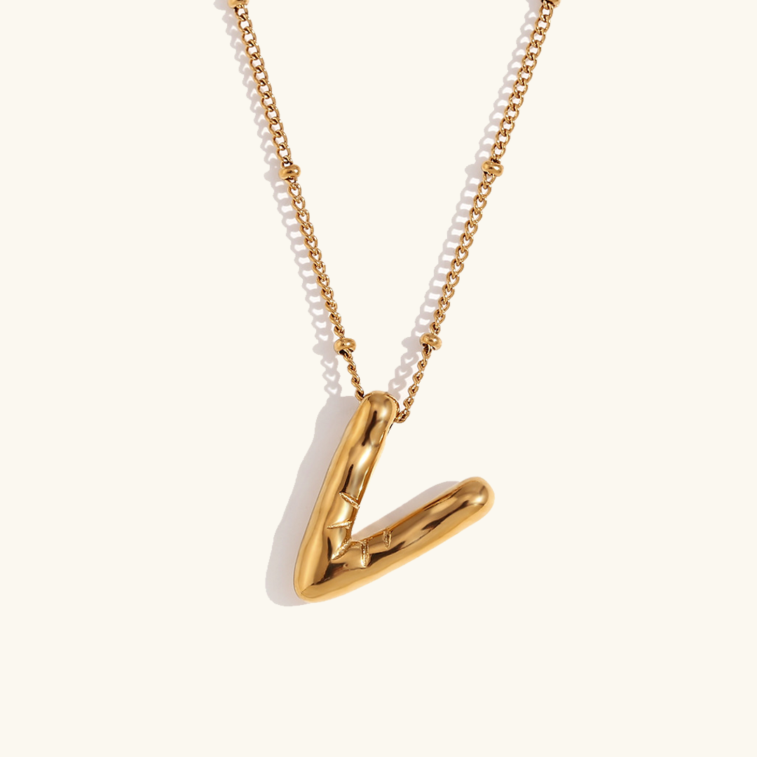 Lina – Collier Lettre Ballon Doré